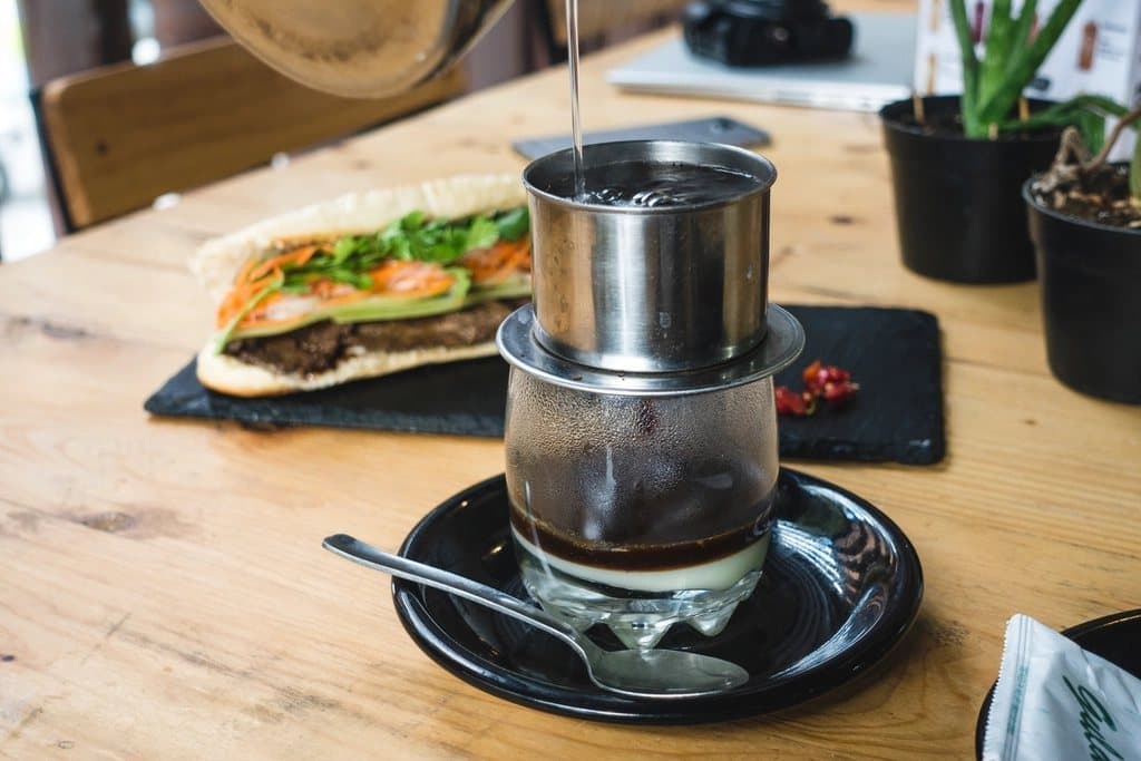 Cách pha phin ngon tại nhà cho người mới